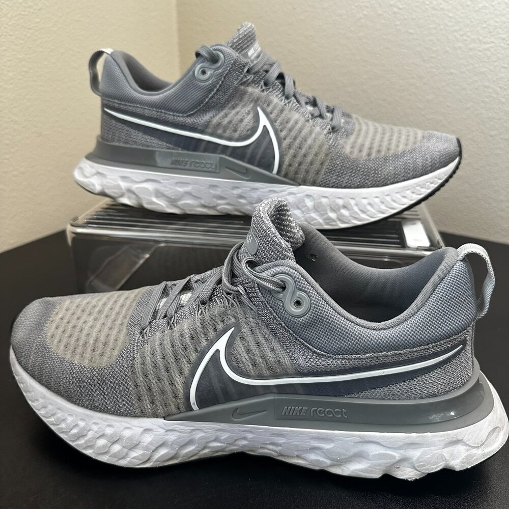 Nike React Infinity Run Flyknit 2 ‘Particle Grey’ Men's Size 10.5